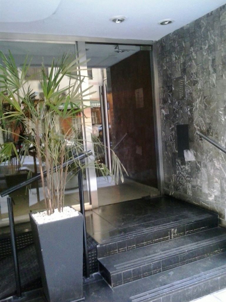 Recoleta  magnifico semipiso con balcon aterrazado en Pasaje Quirno Costa