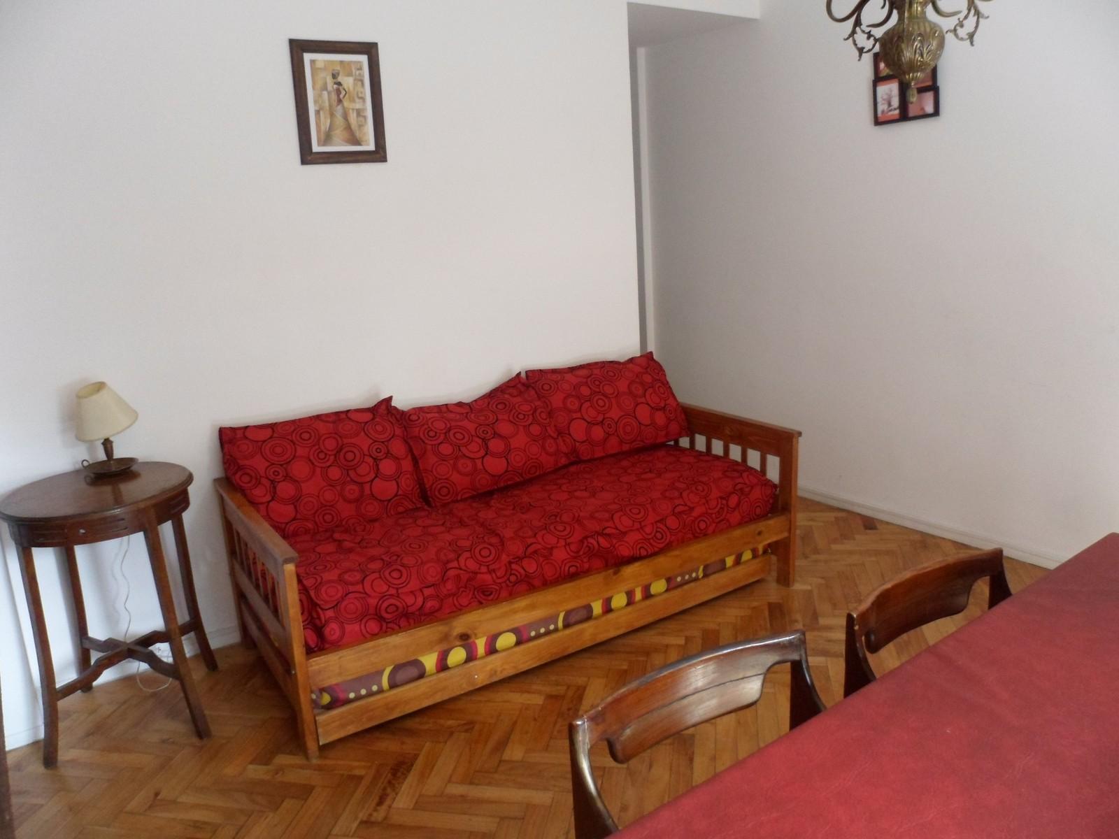 Peron 4227 · Almagro — foto 3
