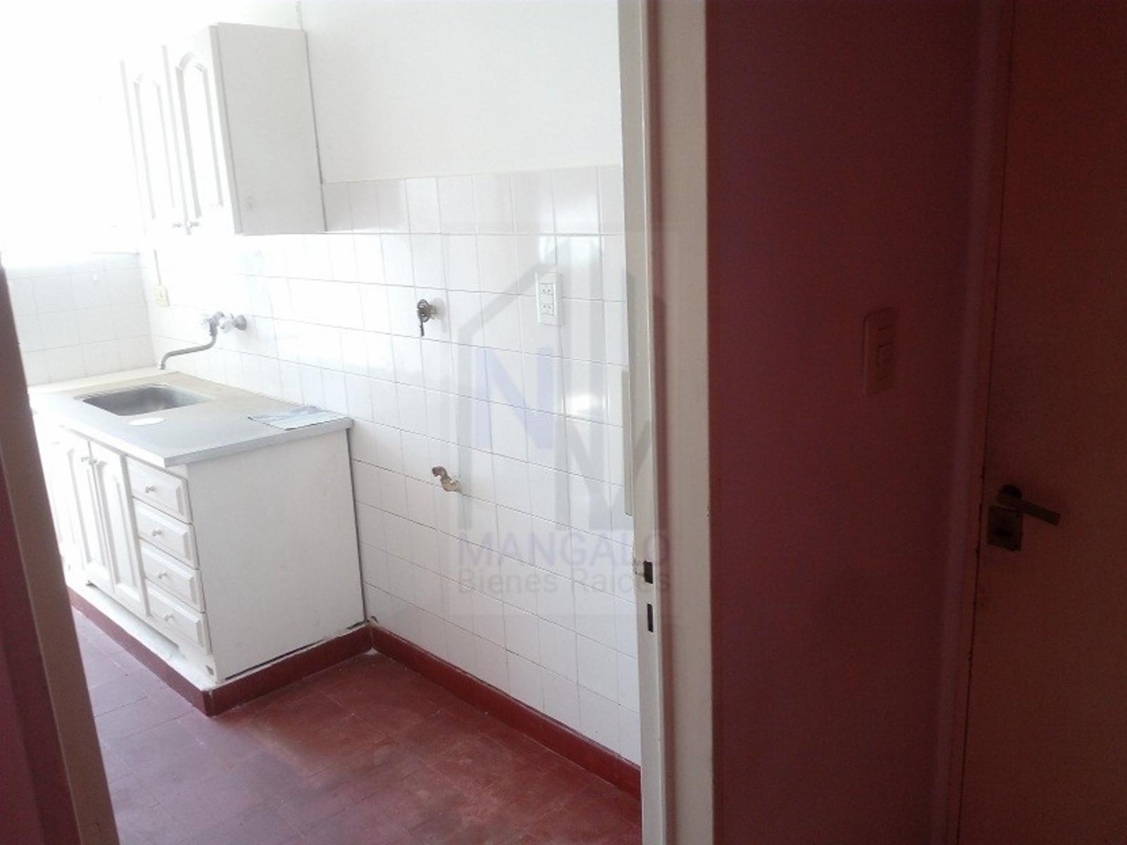 Calle 134 N°1000 · Berazategui — foto 4