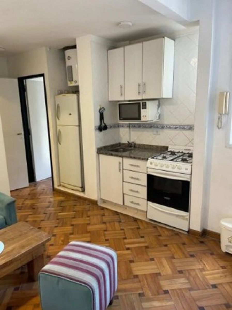 Pasaje Luis Dellepiane 668 · San Nicolás — foto 5