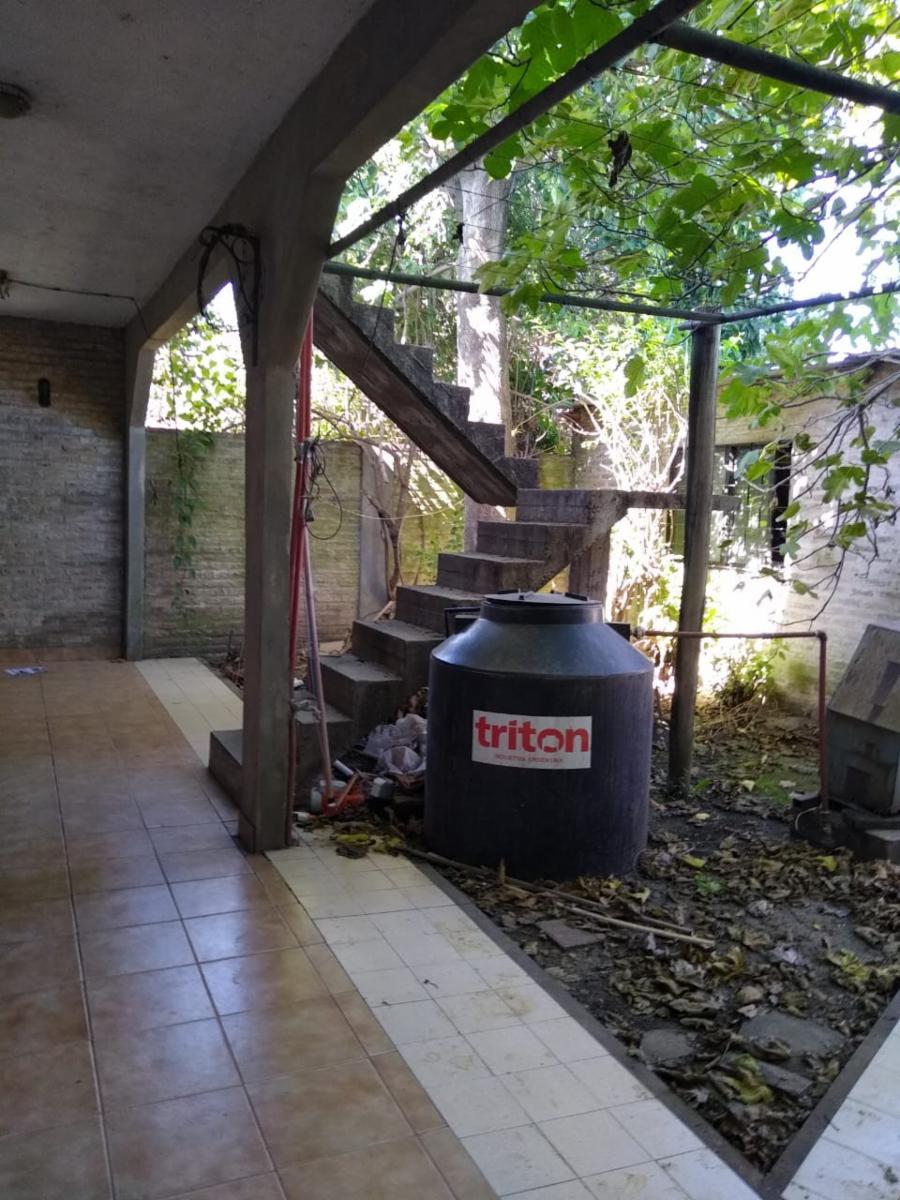 CALLE 1353 Nº 253 · Florencio Varela — foto 4