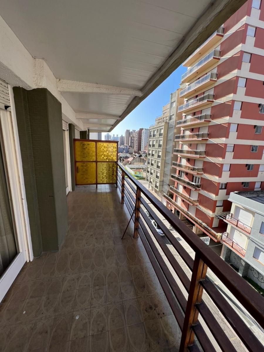 Calle 14 · General Alvarado — foto 3