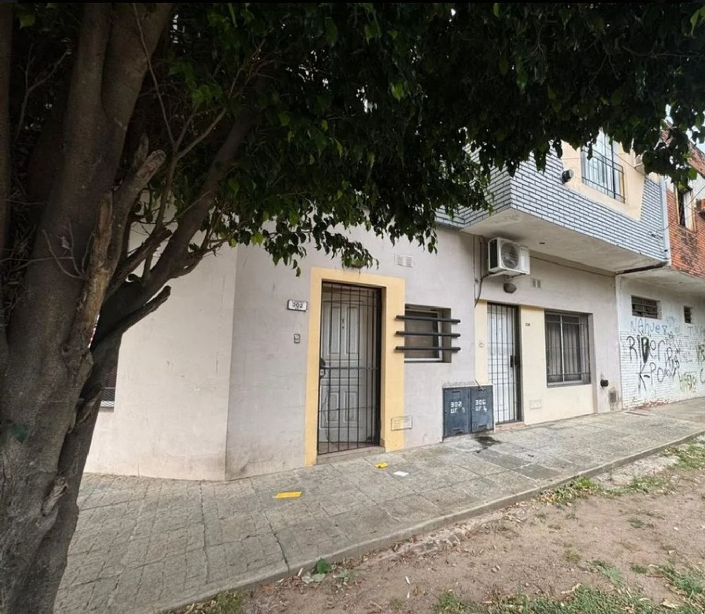 Dalmacio Velez Sarfield 300 · Morón — foto 7