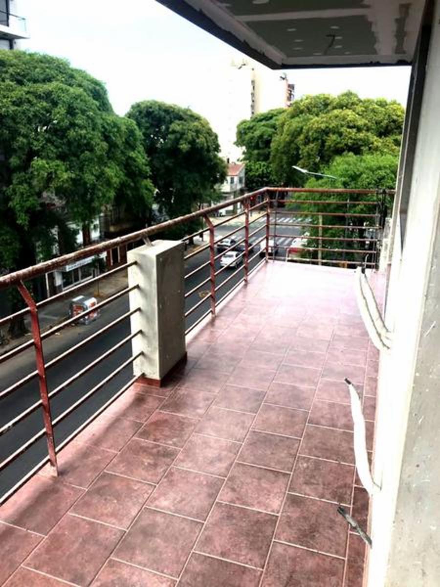 AV. DIRECTORIO 3800 · Floresta — foto 4