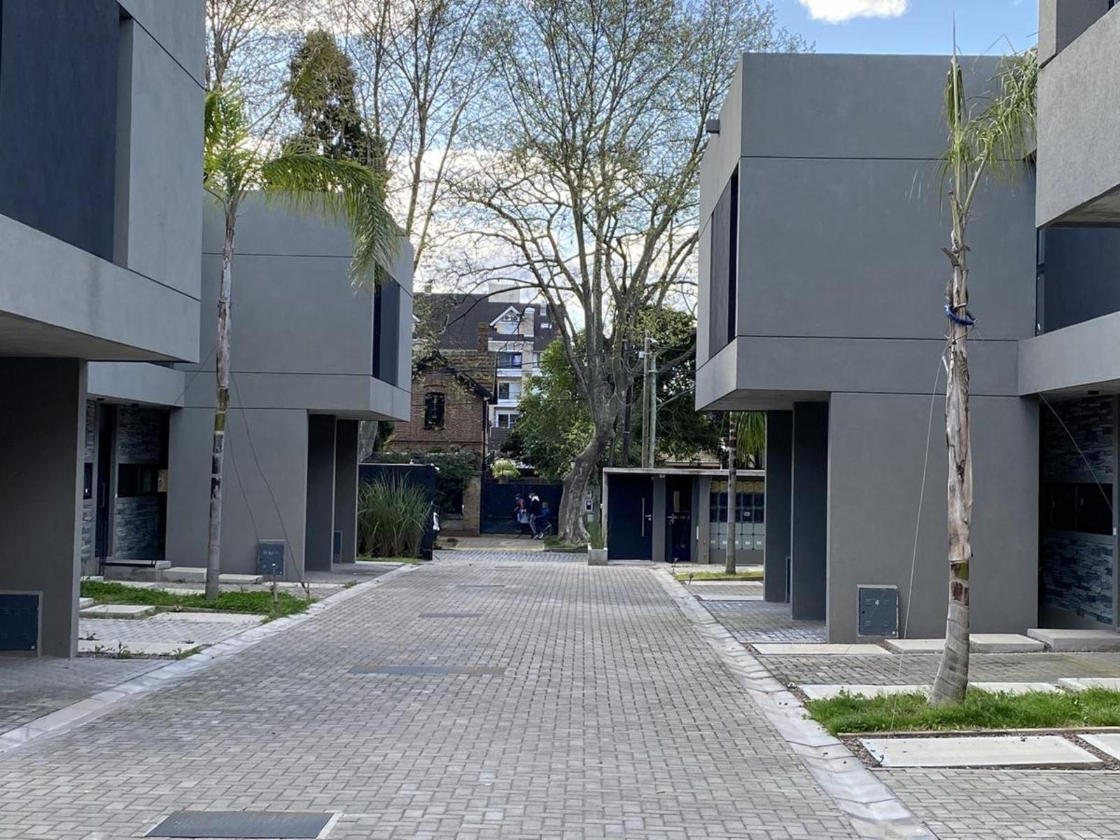Samuel Miguel Spiro 662 · Almirante Brown — foto 11