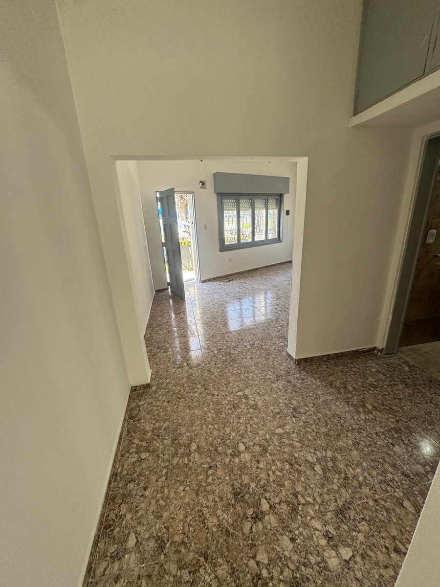 Victoriano Montes 2123 · Lanús — foto 4