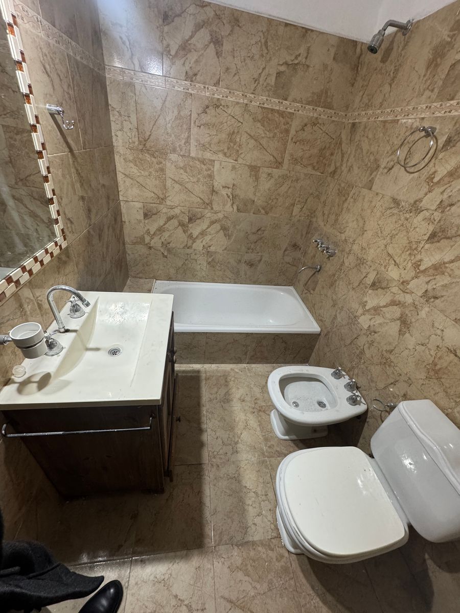 Victoriano Montes 2123 · Lanús — foto 8