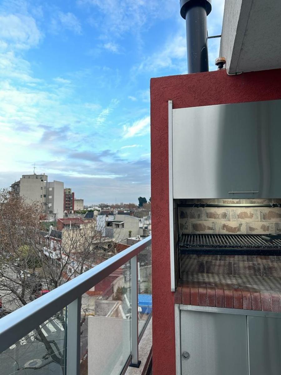 LISANDRO DE LA TORRE 782 · Liniers — foto 20