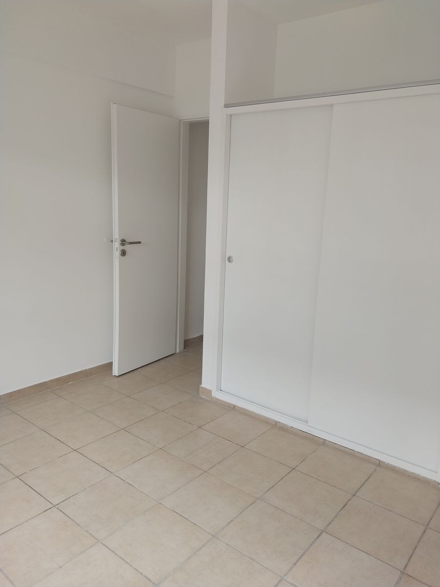 P. Echague 32 · Morón — foto 12