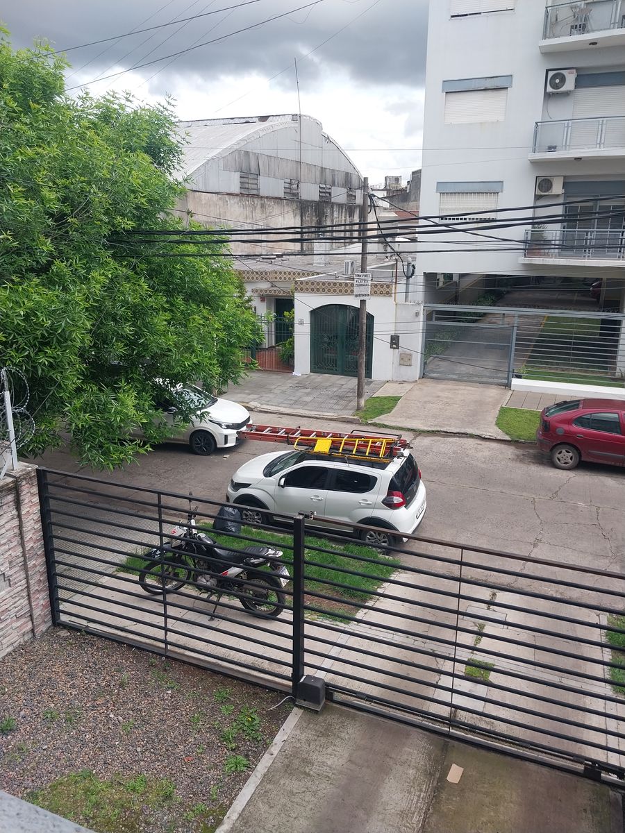 P. Echague 32 · Morón — foto 4