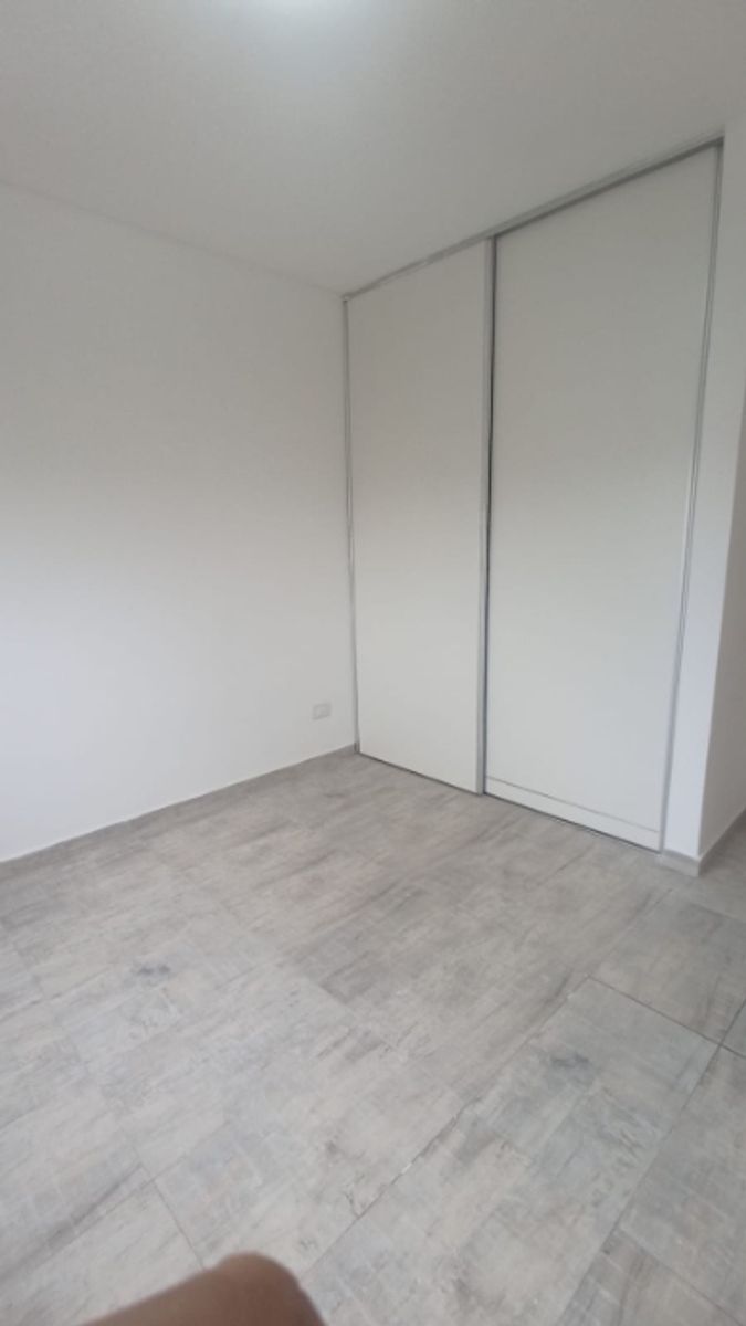 Alcalde Rivas 339 2 C · Morón — foto 14