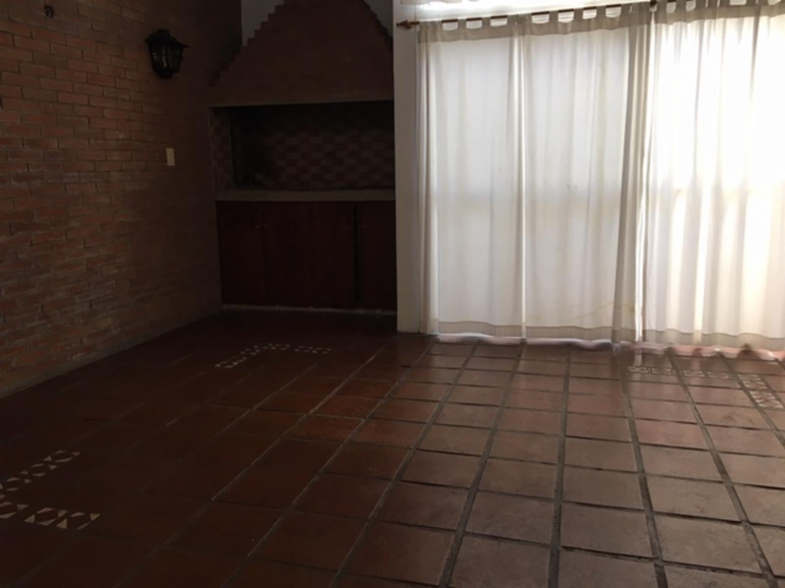 Rivadavia 2350 · Vicente López — foto 3