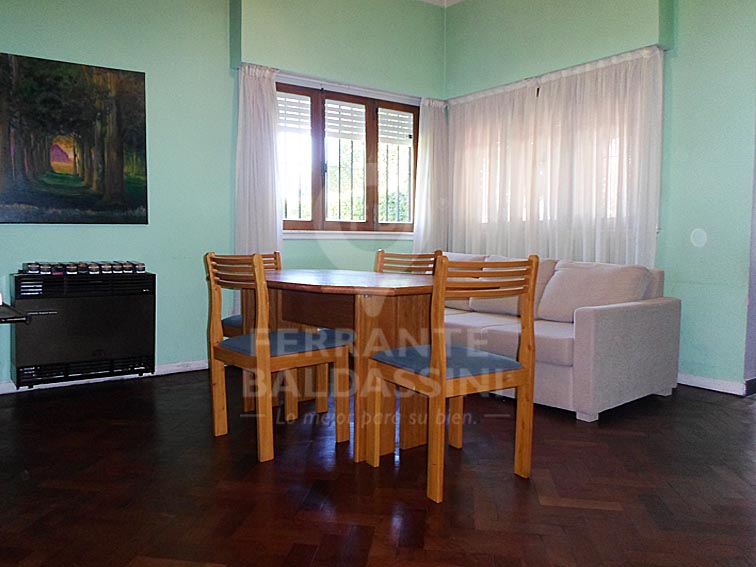 Mitre 394 / Alem 710 · Almirante Brown — foto 8