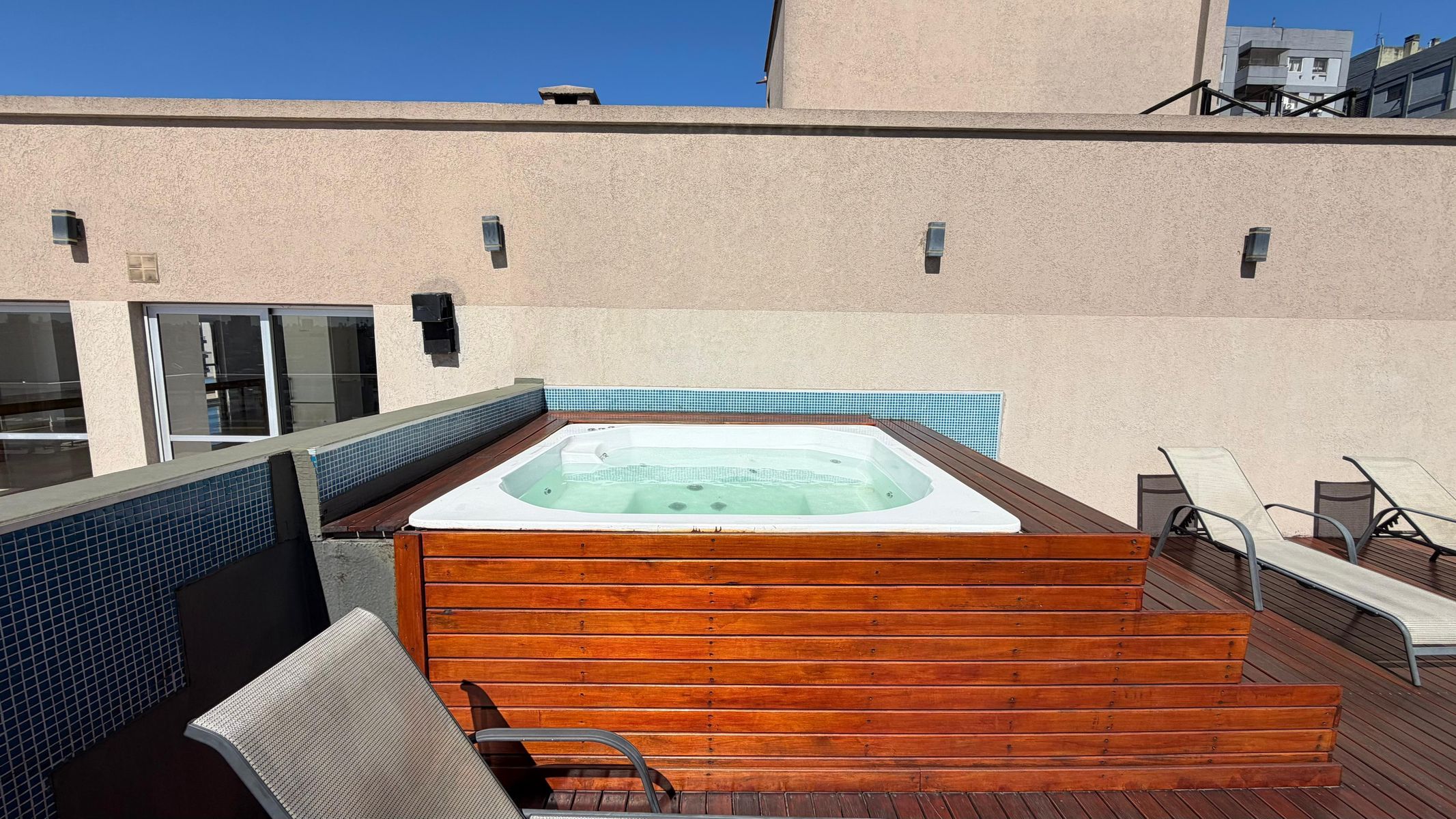 AV RIVADAVIA 9819 · Villa Luro — foto 3