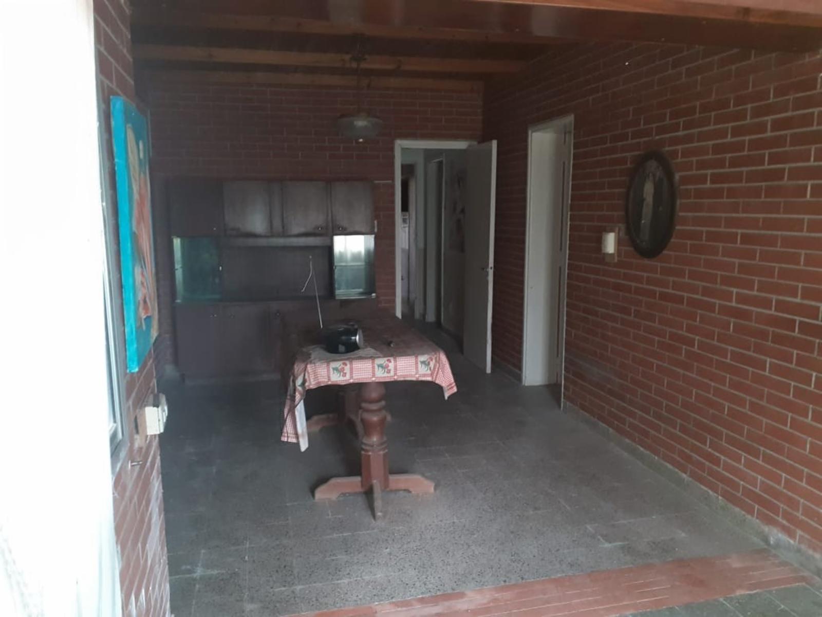 RIVADAVIA  228 · San Lorenzo — foto 5