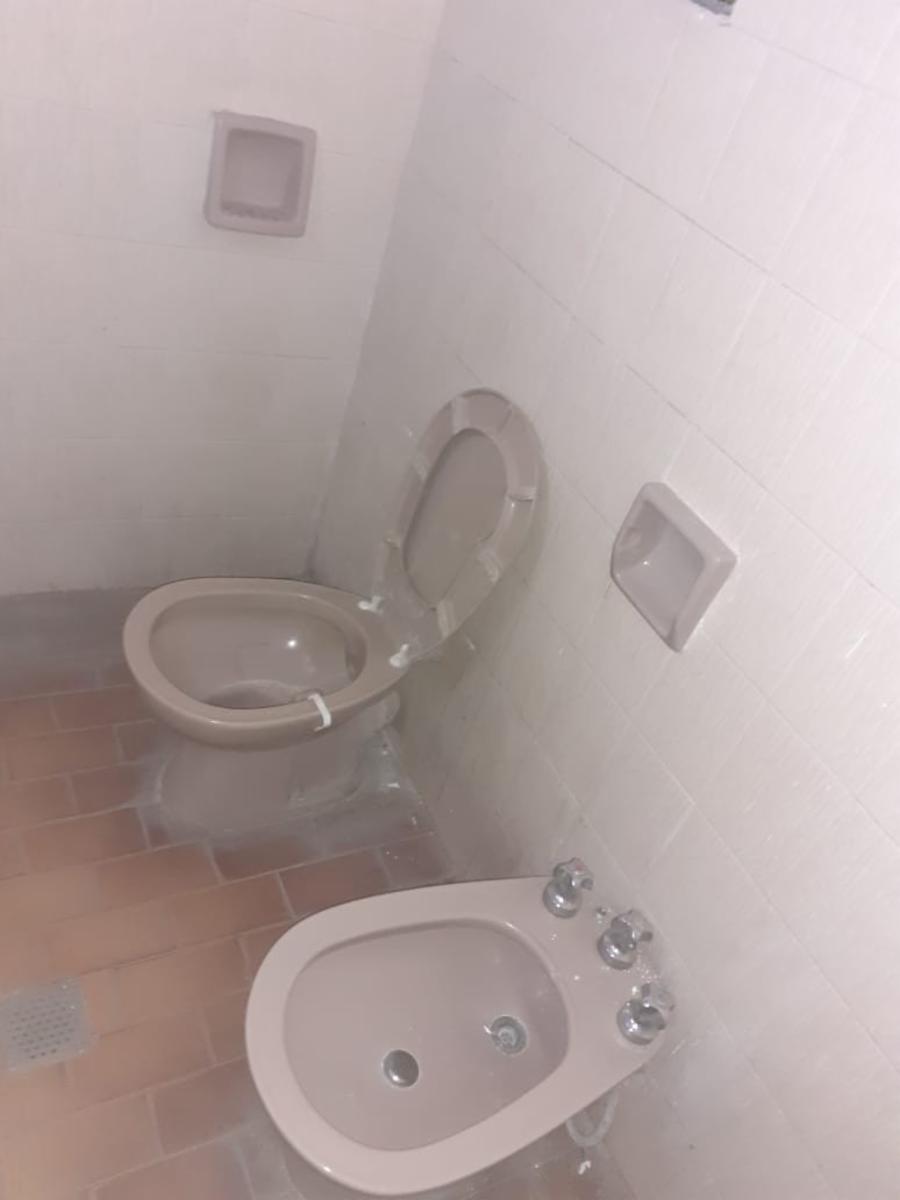 RIVADAVIA  228 · San Lorenzo — foto 8
