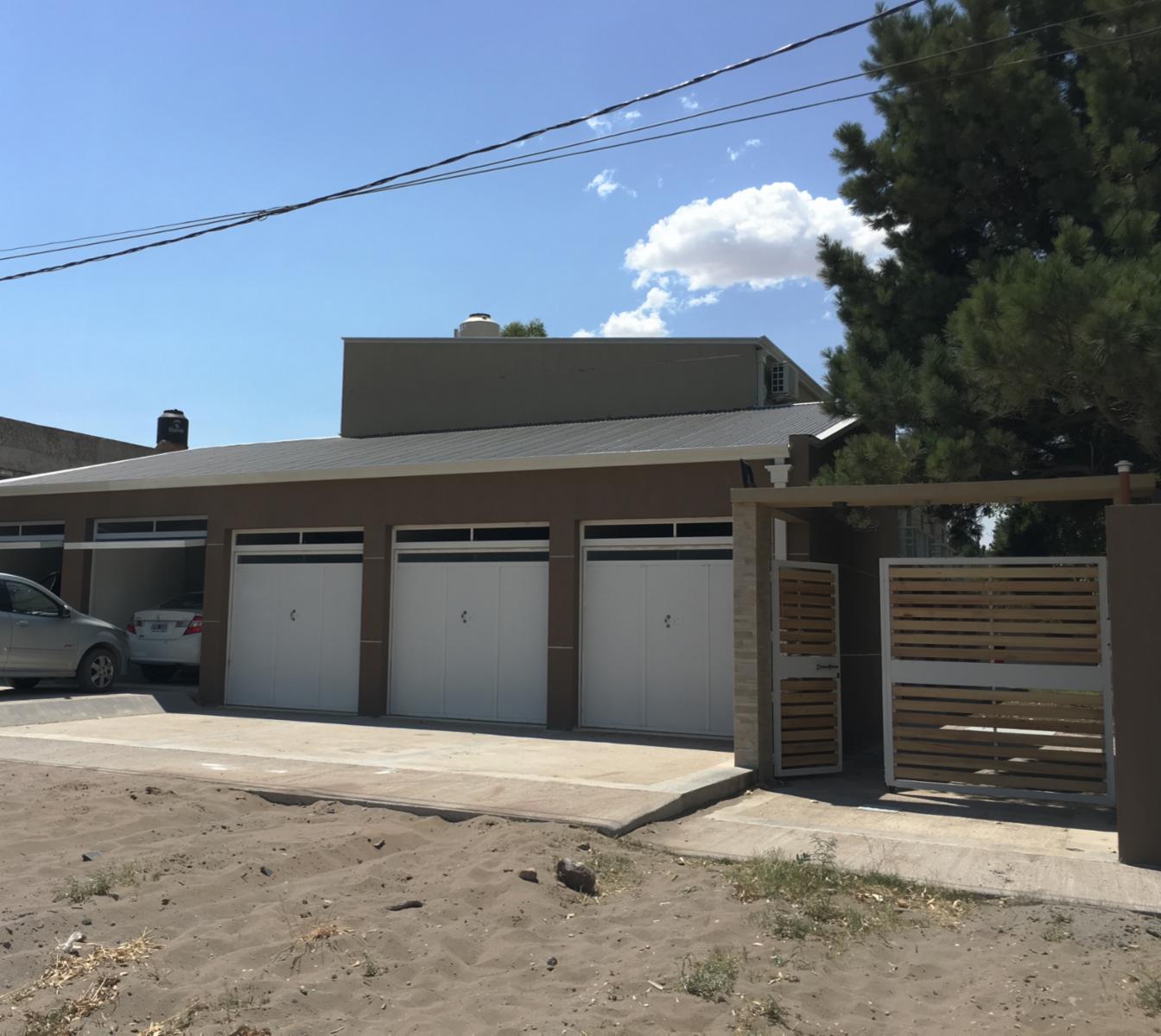 Excelente duplex  a estrenar de 2 dormitorios y dos baños en Monte Hermoso