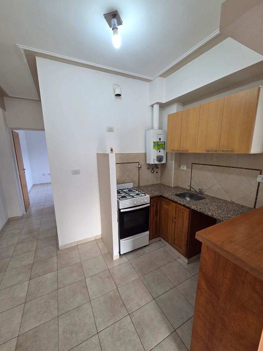 Guatemala 283 · Bahia Blanca — foto 3