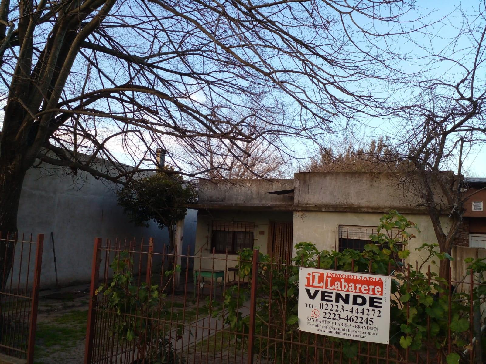 CASA EN VENTA - CORONEL BRANDSEN