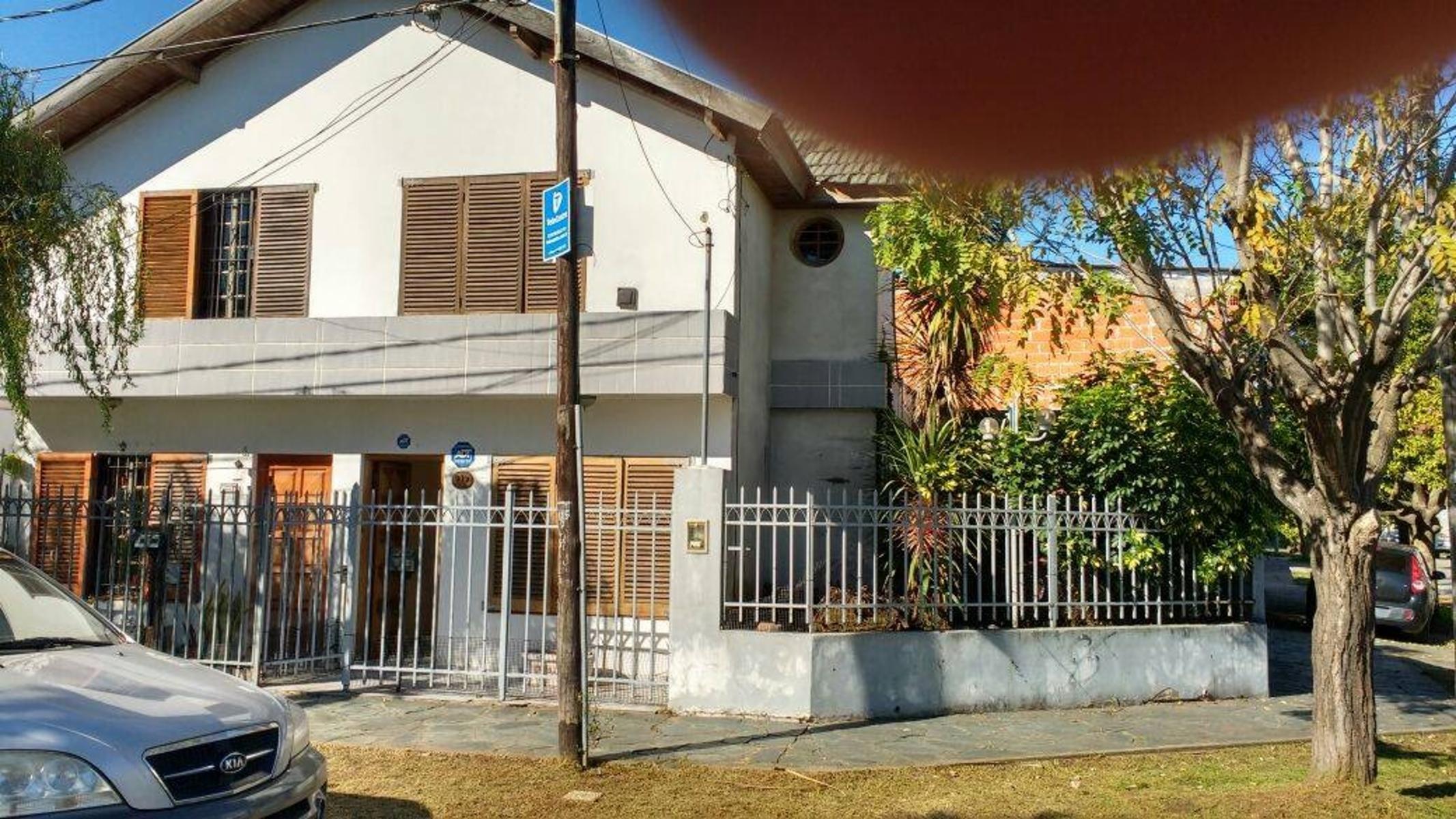 MARINOS DEL FOURNIER 942 · Morón — foto 14