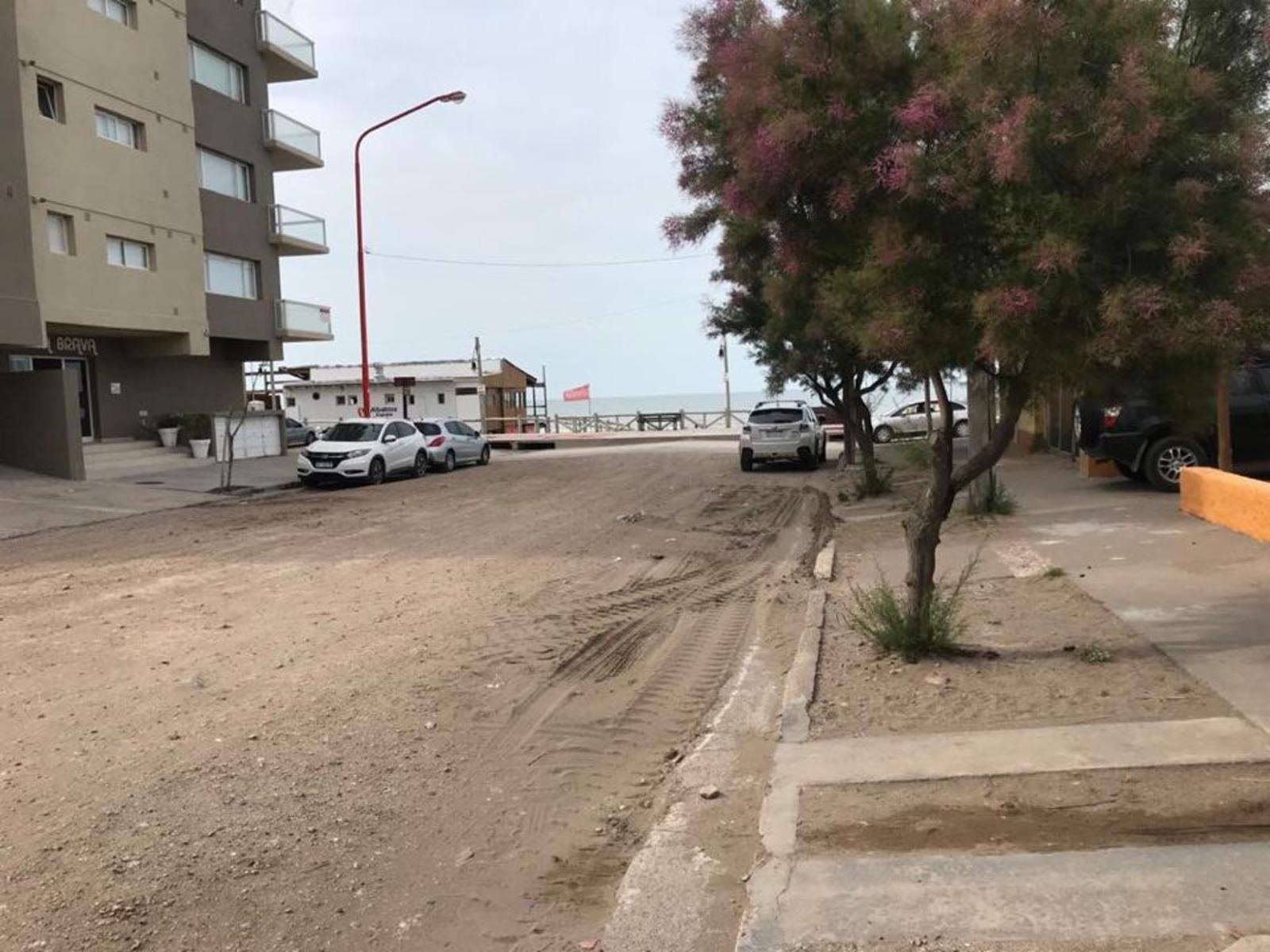 RENE FAVALORO 50 · Monte Hermoso — foto 4