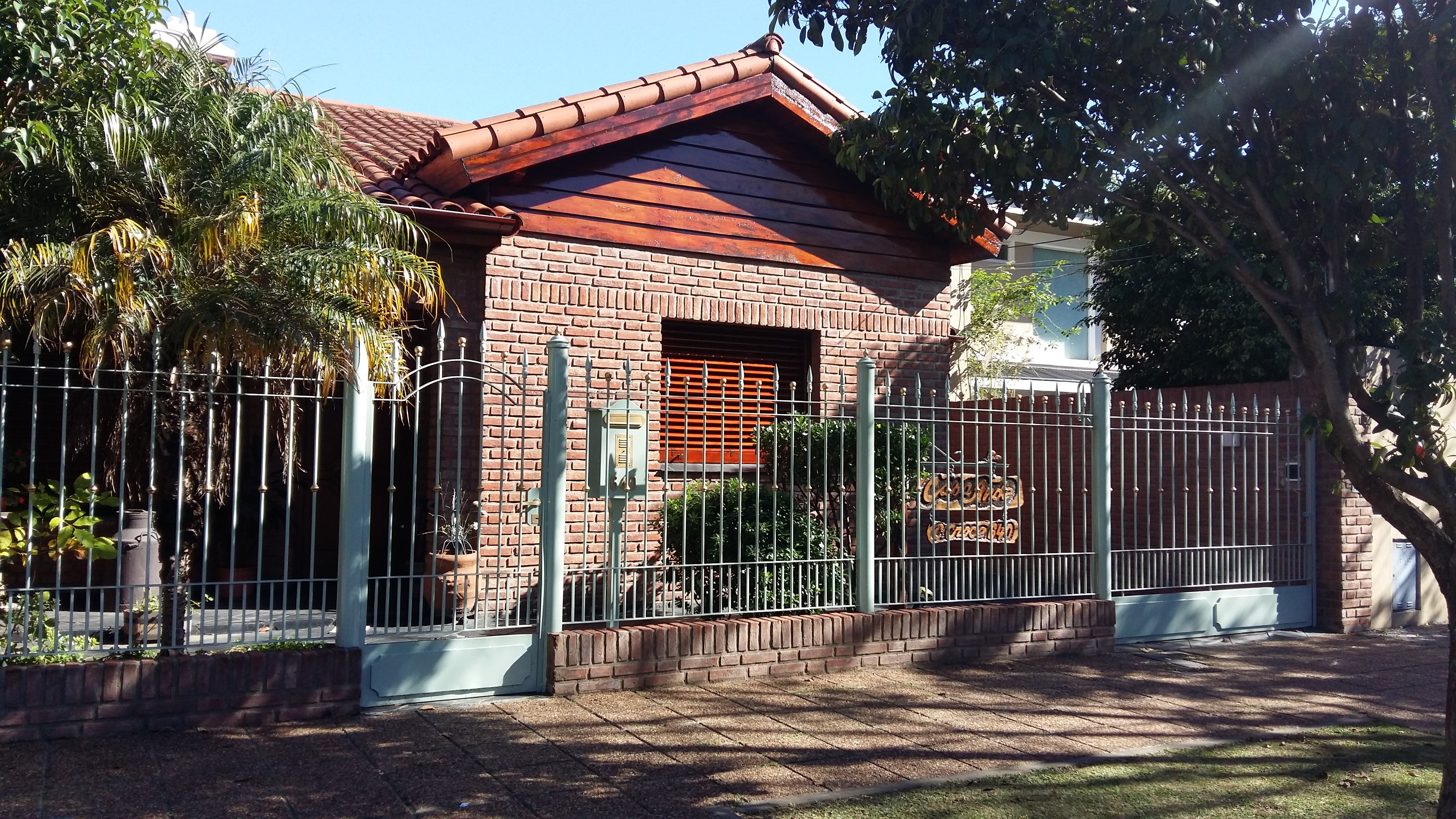 CASA EN VENTA LOMAS DE ZAMORA 


