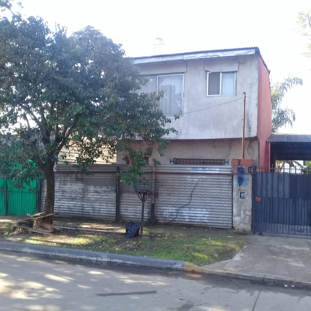 Ureña   4154 · Malvinas Argentinas — foto 5