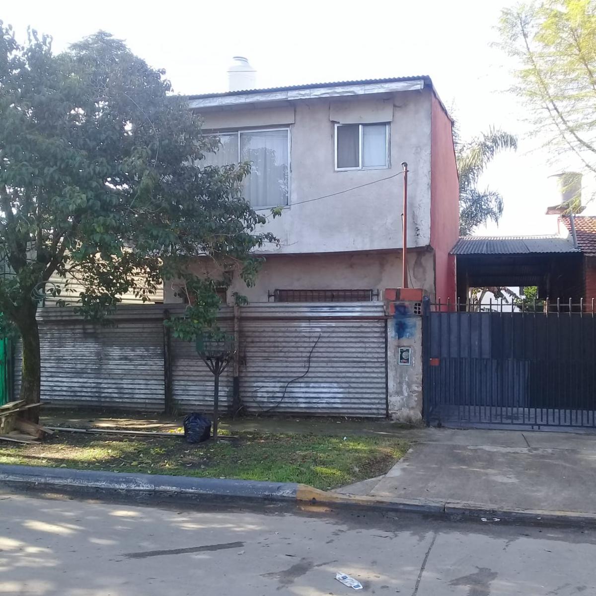 Ureña   4154 · Malvinas Argentinas — foto 6