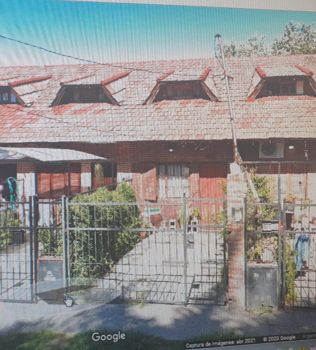 DUPLEX DE 2 AMB. Y MEDIO AMBIENTES CON COCHERA EN CASTELAR