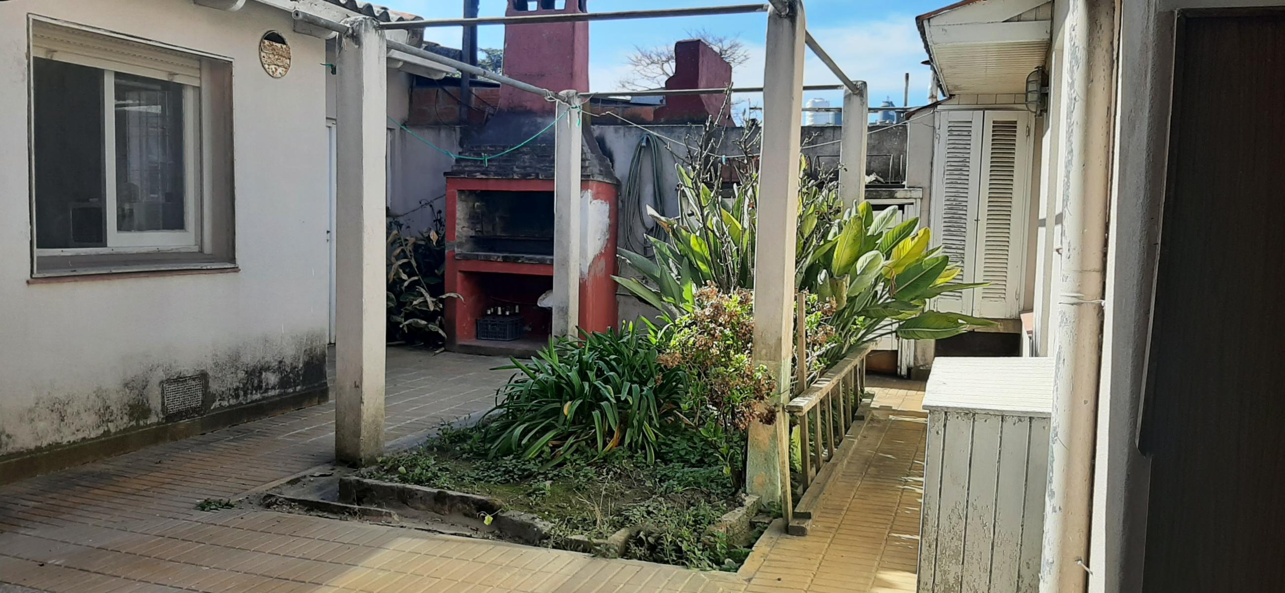 Calle 28 · Tres Arroyos — foto 3