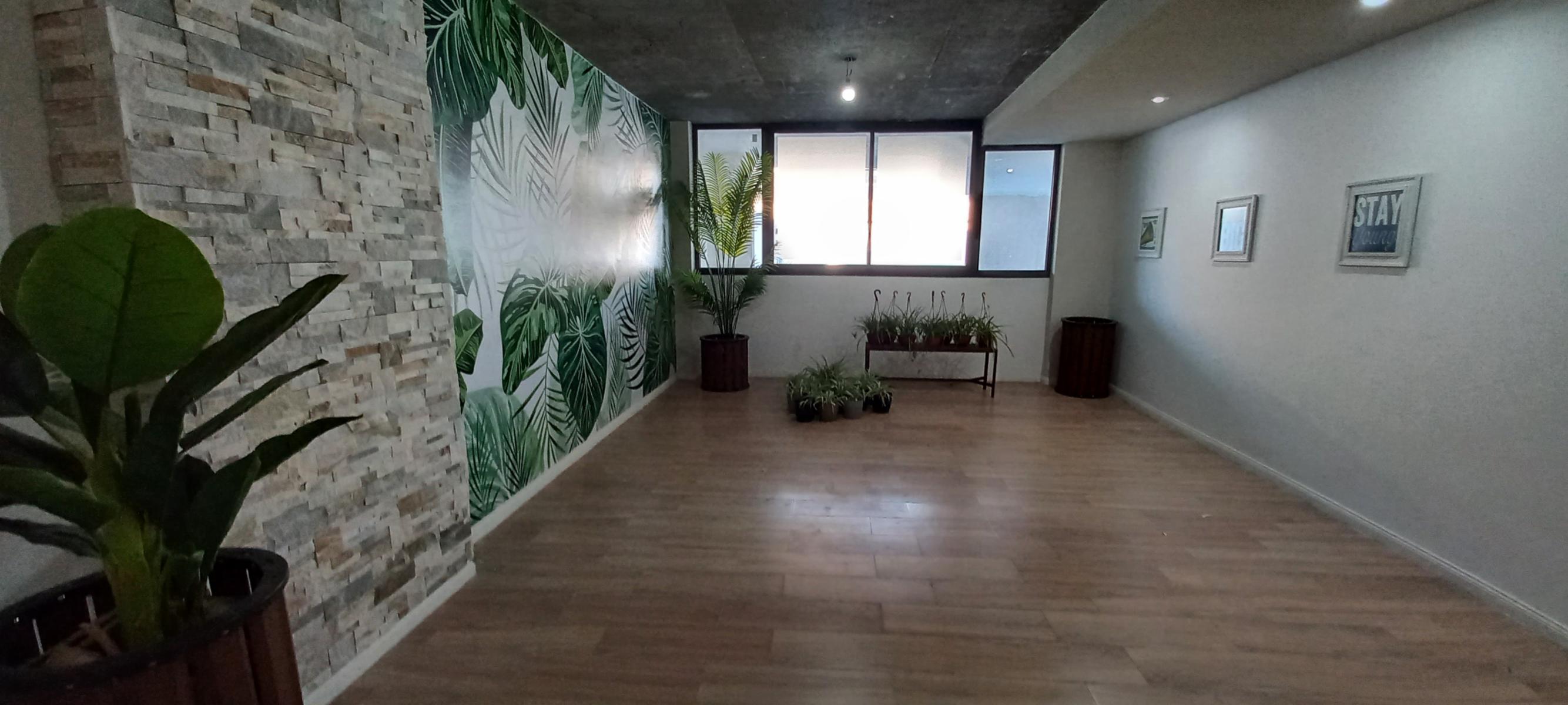 DEL VALLE IBERLUCEA 2922 · Lanús — foto 12