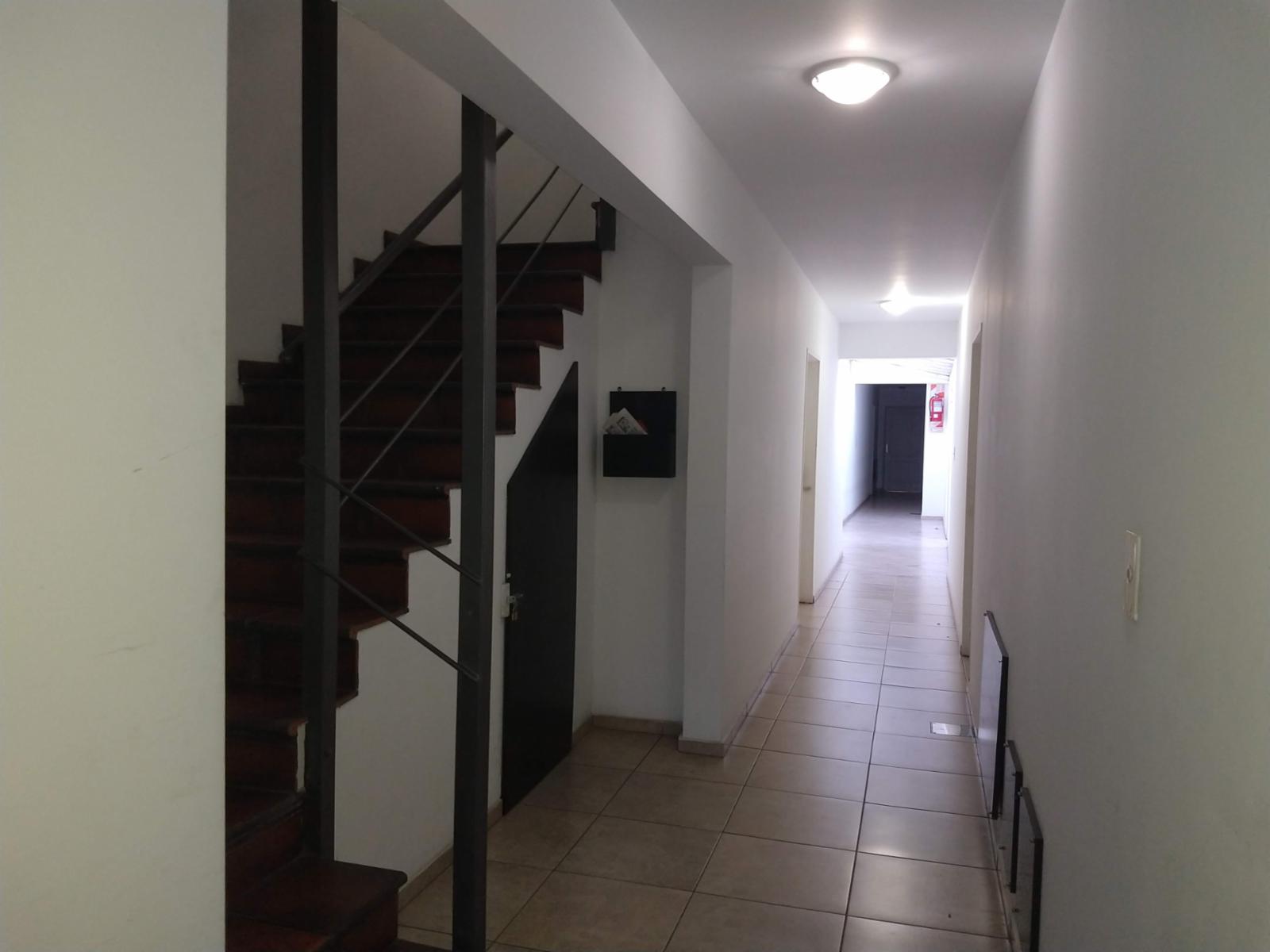 Castelli 35 · Morón — foto 4