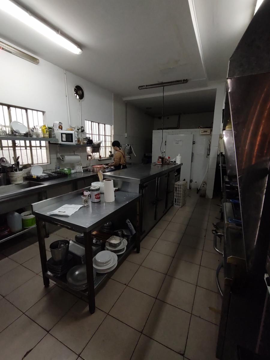 Lavalle 2400 · San Martín — foto 9