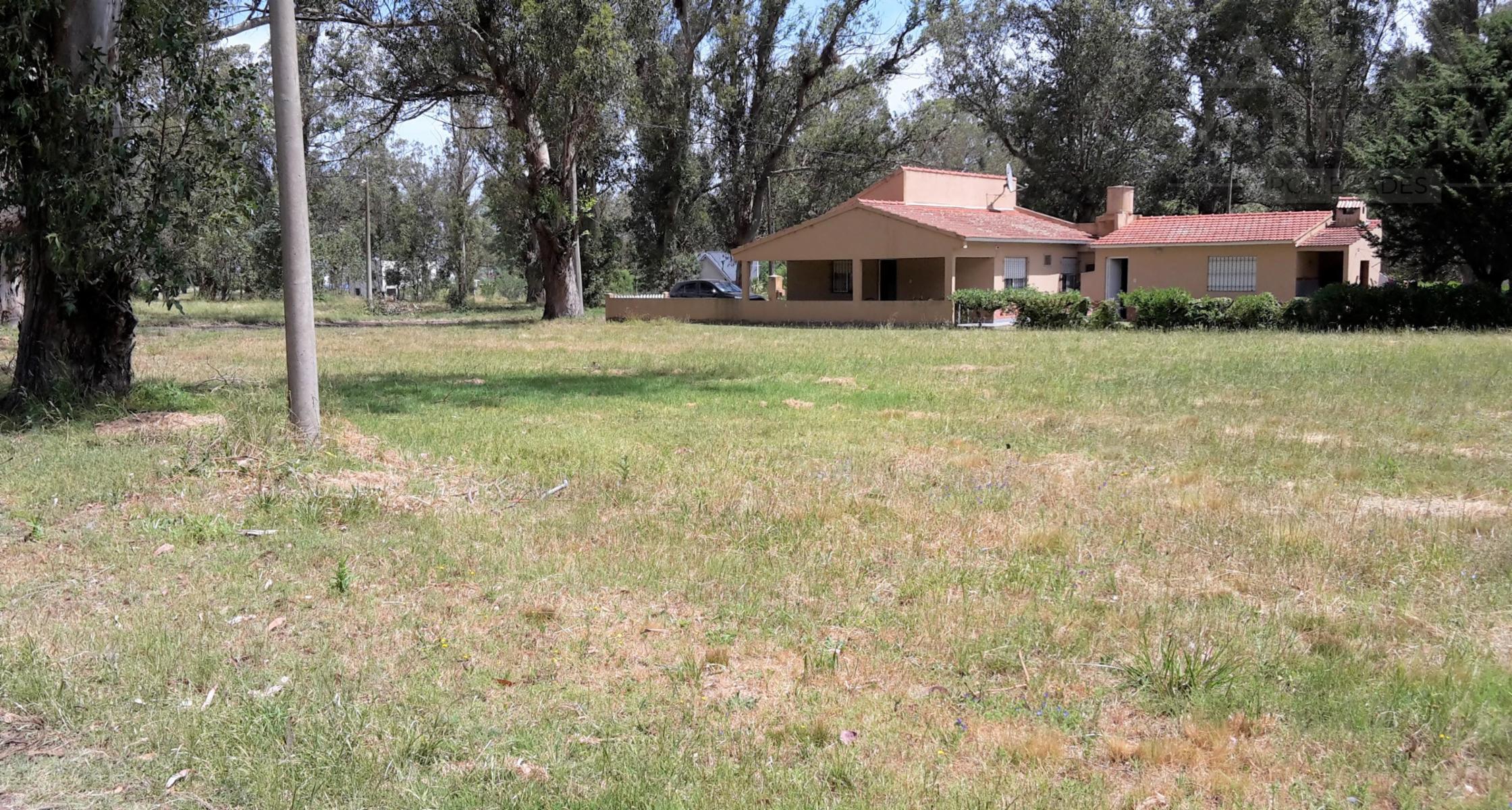 Lote en Miramar a 12 cuadras del Mar