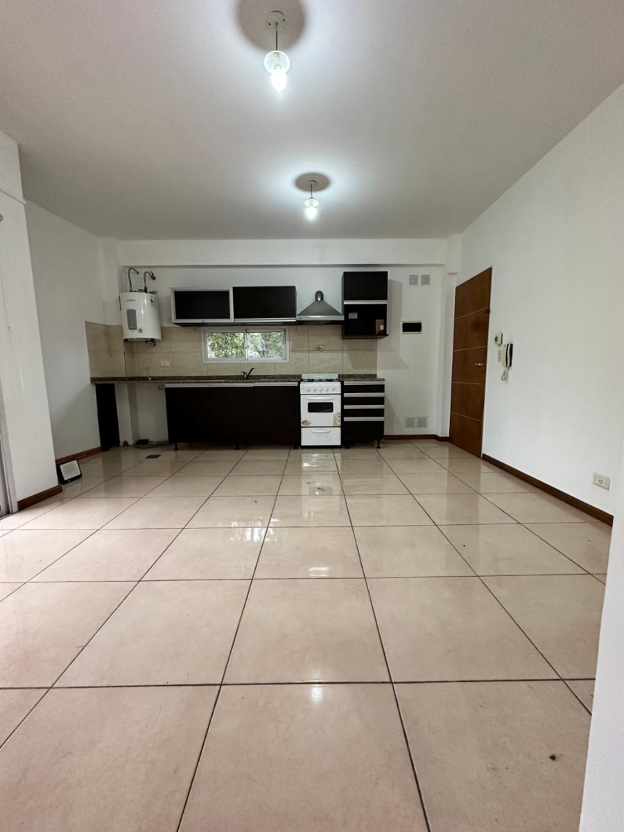 ALQUILER - DEPARTAMENTO 2 AMBIENTES - DORMITORIO EN SUITE
