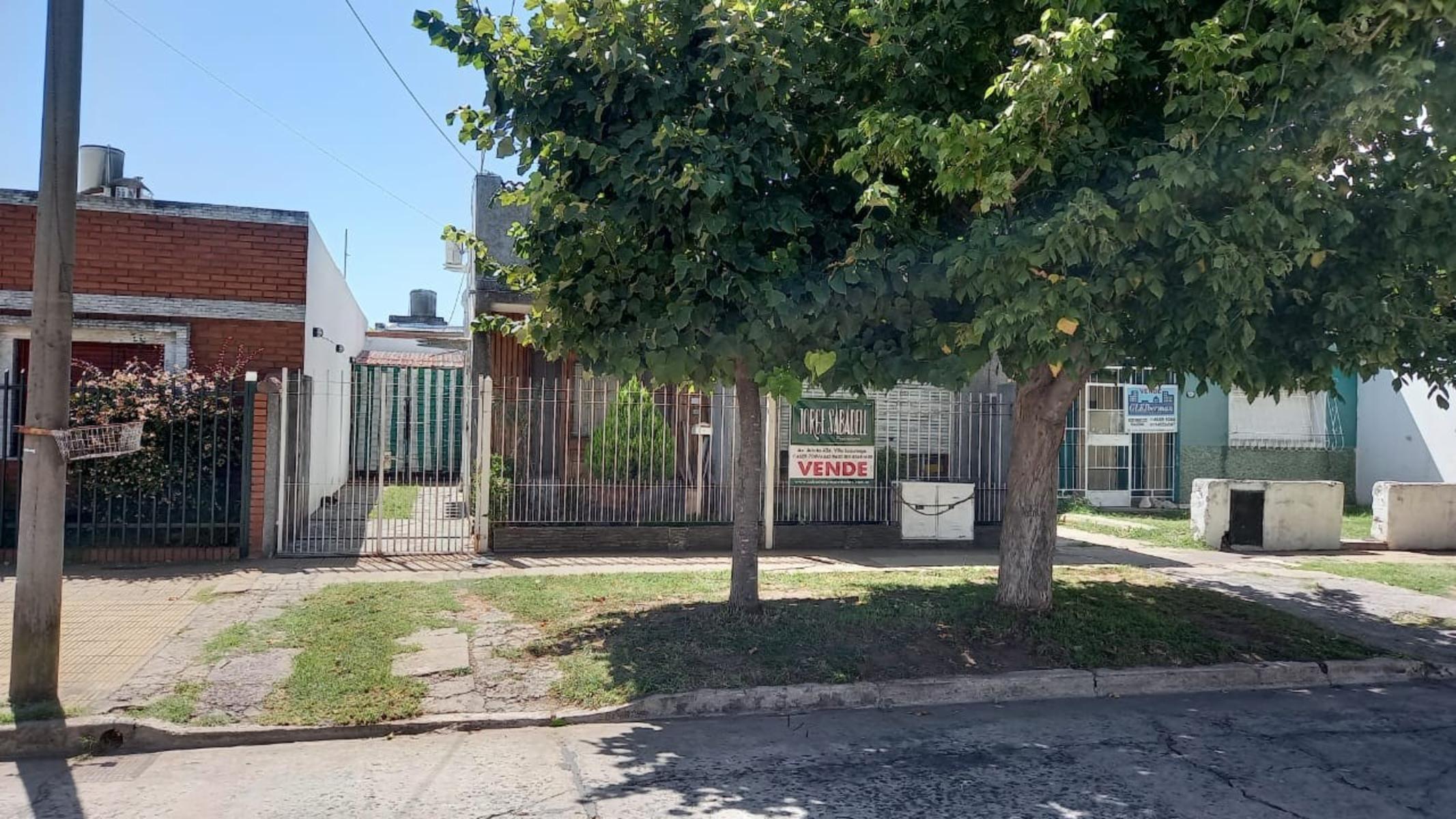 casa americana de 3 ambientes s/lote de 8,66 x 39