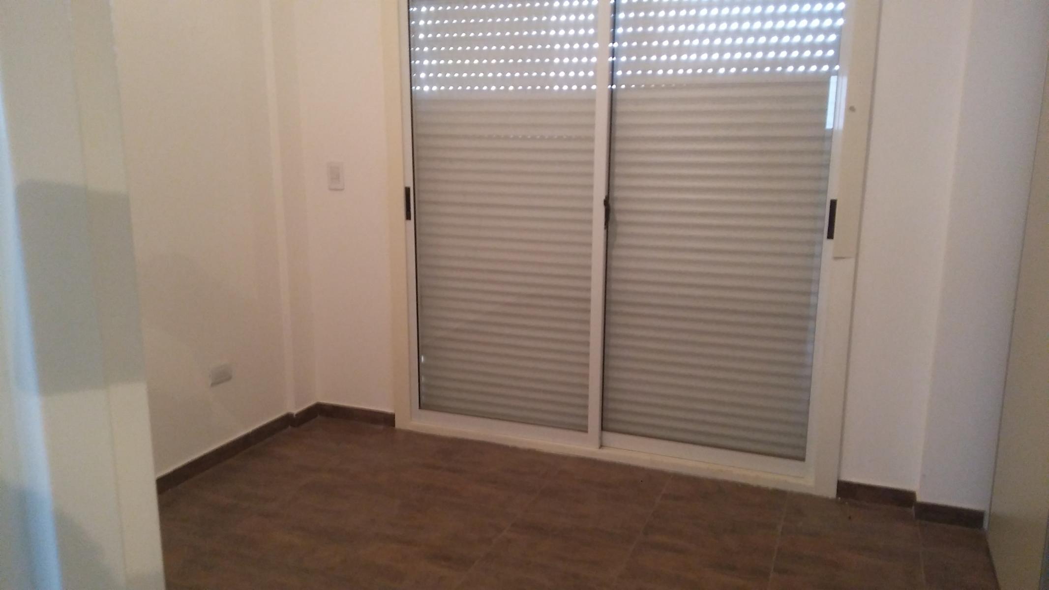 URQUIZA 4500 · Tres De Febrero — foto 5