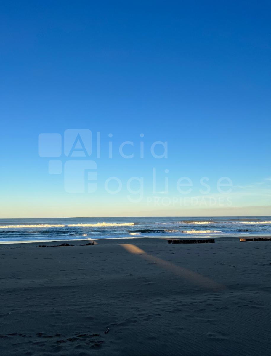 Costanera entre Paseos 115 y 116 · Villa Gesell — foto 19