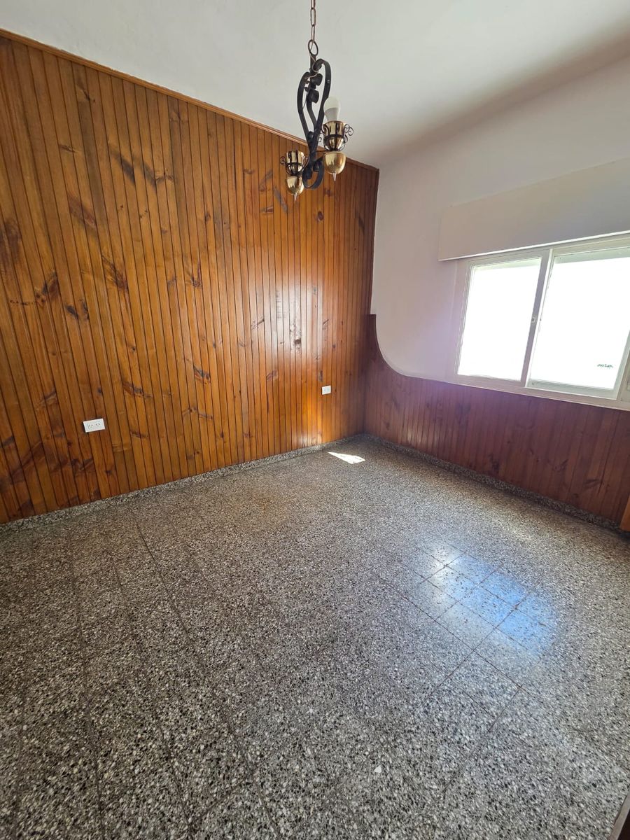Bolivia 1108 · Bahia Blanca — foto 11