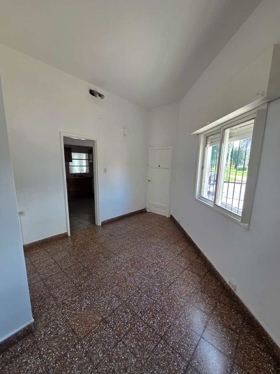 Bolivia 1108 · Bahia Blanca — foto 5