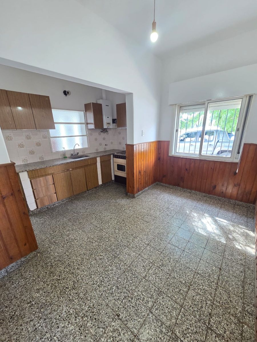 Bolivia 1108 · Bahia Blanca — foto 8