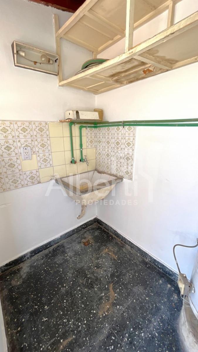Bayle 952 · Morón — foto 17