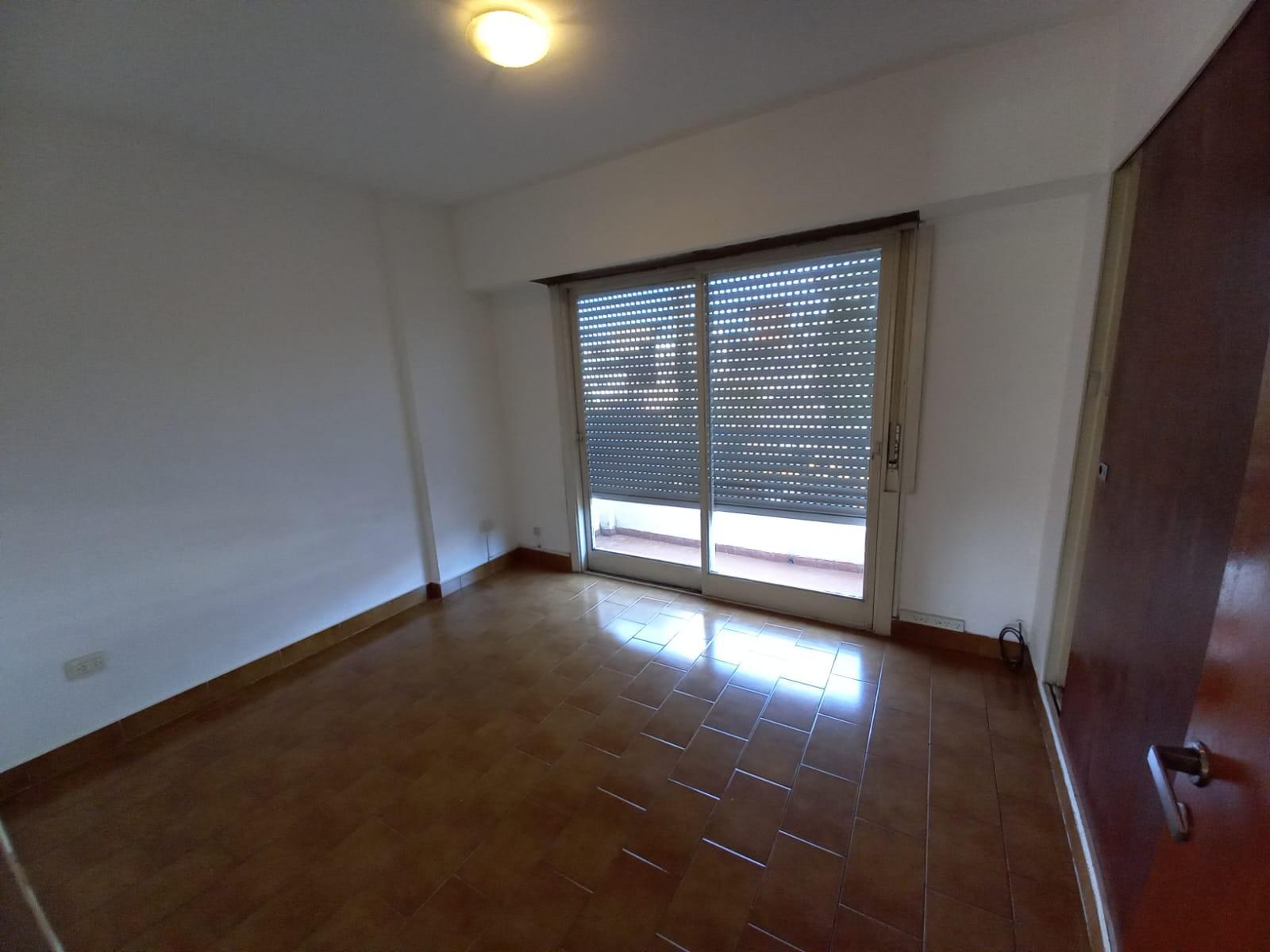 ARIETA 338 1er piso · La Matanza — foto 14