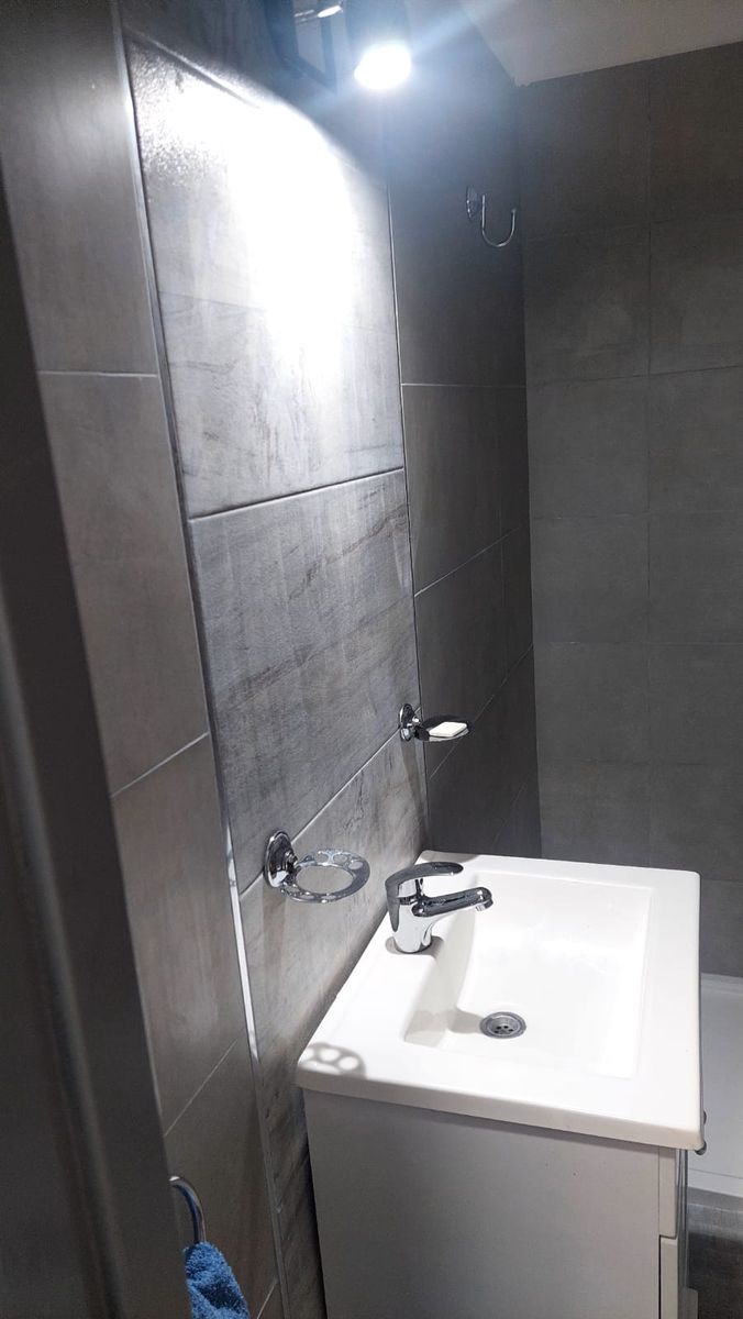 Hipolito Yrigoyen 5053 · Lanús — foto 9