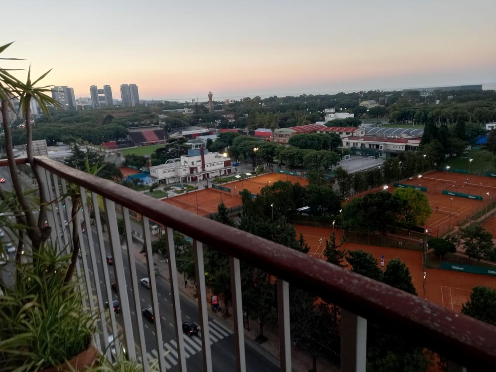Venta de departamento 5 ambientes Nuñez