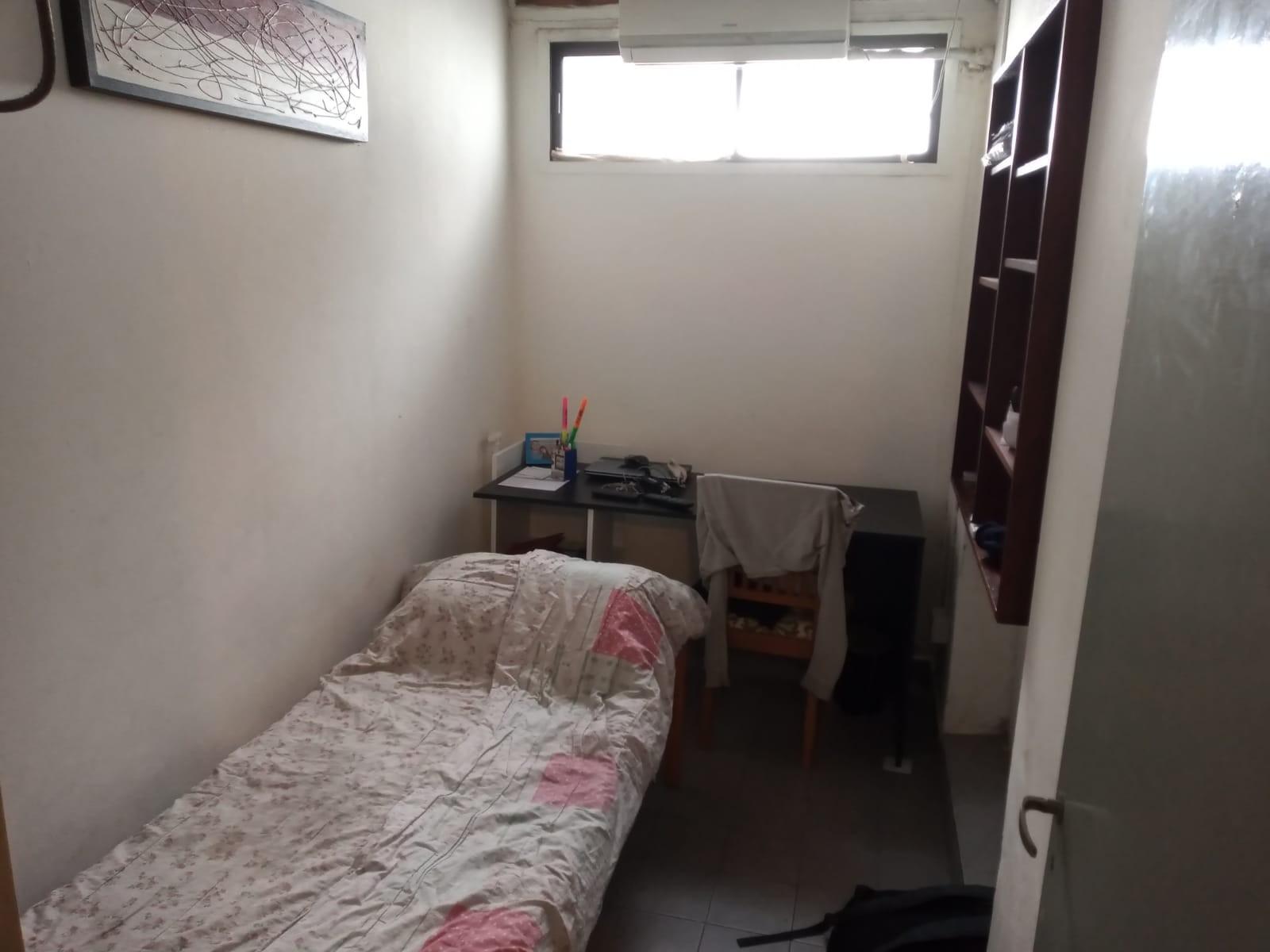 PRESIDENTE PERON  230 · La Matanza — foto 7