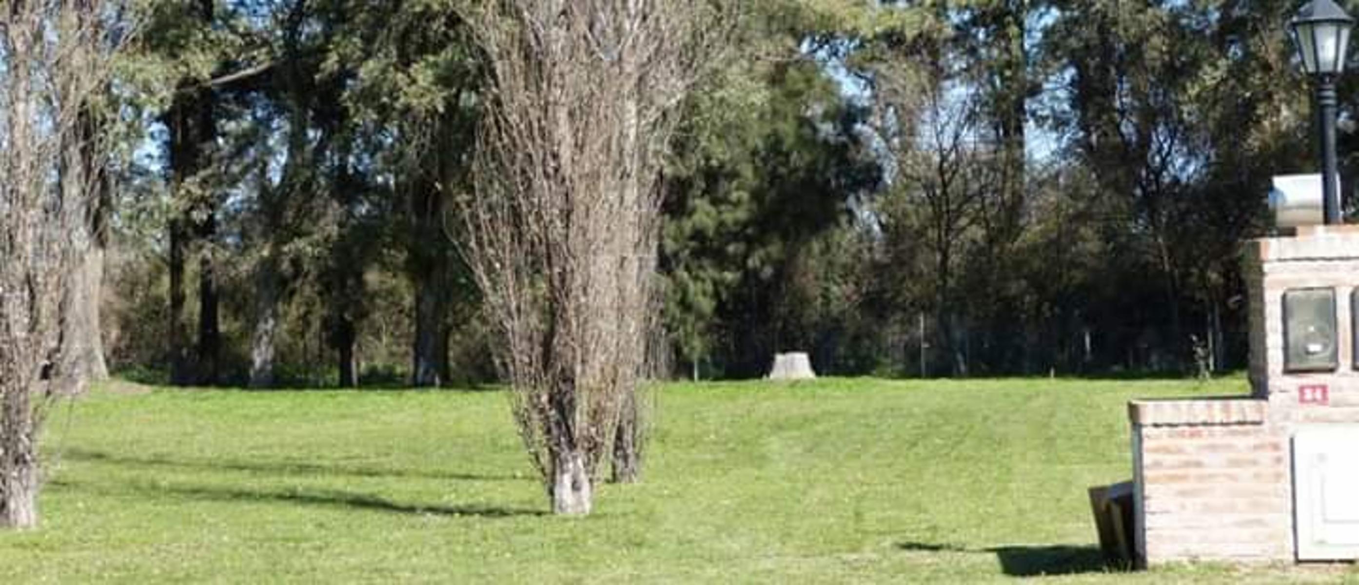 Lote/Terreno de gran dimensión en Barrio privado Comarca de Lujan (Barrio santa Irene)