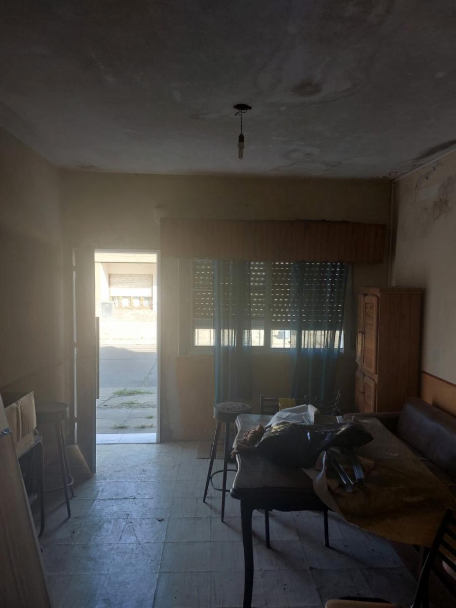 CHARCAS 3881 · Morón — foto 4