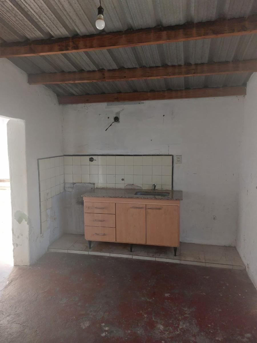 CHARCAS 3881 · Morón — foto 6