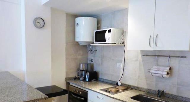 alquilo por dia   Palermo Queens   departamento 2/4personas  Movistararena conciertos l hospital italiano naval y guemes whatsapp+5491130779977 cocheras wifi free Y NETFLIX